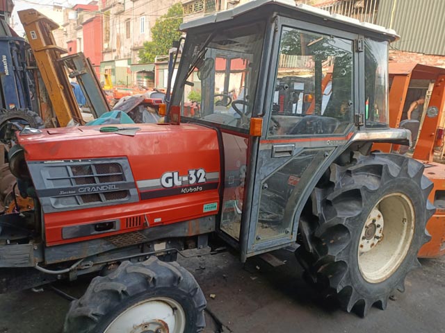 Máy Cày Nhật Kubota Bãi Chất Lượng Cao